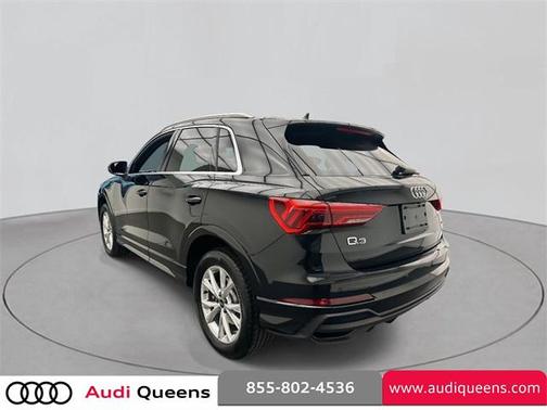 2025 Audi Q3 Premium 45 TFSI S line quattro Tiptronic