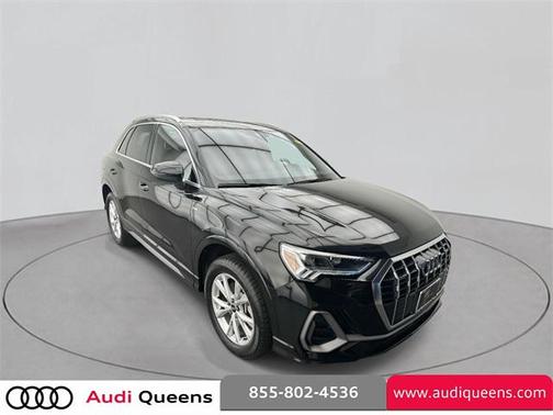 2022 Audi Q3 Premium Plus 45 TFSI S line quattro Tiptronic