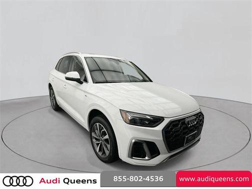 2022 Audi Q5 Premium 45 TFSI S line quattro S tronic