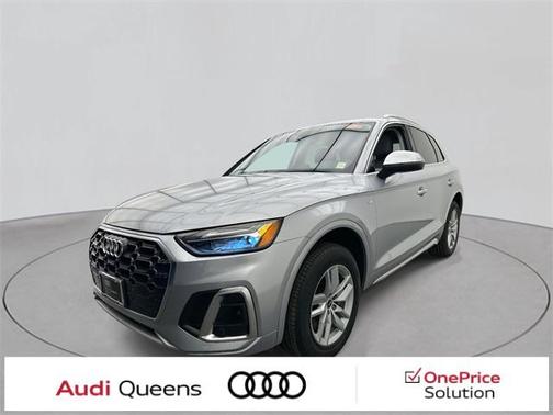 2022 Audi Q5 Premium 45 TFSI S line quattro S tronic