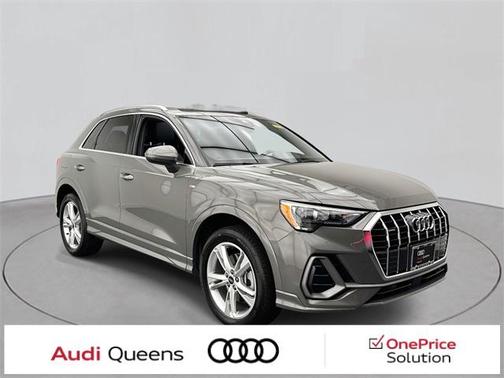 2022 Audi Q3 Premium 45 TFSI S line quattro Tiptronic