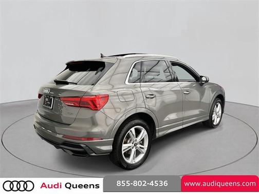 2022 Audi Q3 Premium 45 TFSI S line quattro Tiptronic