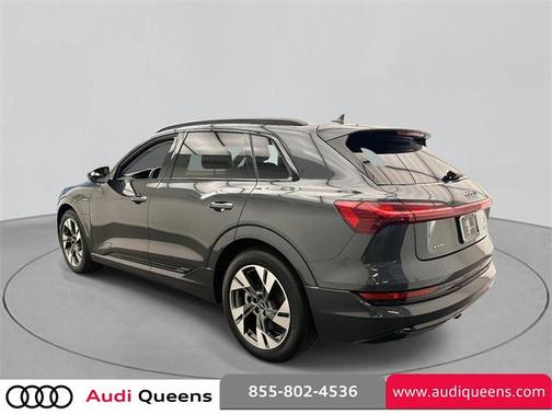 2021 Audi e-tron Premium quattro