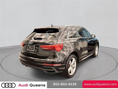 2023 Audi Q3 Premium 45 TFSI S line quattro Tiptronic