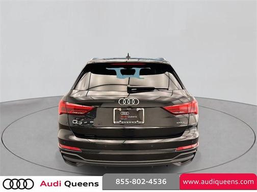2023 Audi Q3 Premium 45 TFSI S line quattro Tiptronic