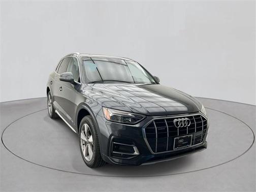 2023 Audi Q5 Premium 40 TFSI quattro S tronic