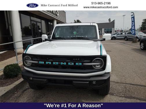 2024 Ford Bronco Outer Banks
