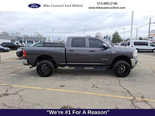 2019 RAM 2500 Tradesman Crew Cab 4x4 6'4' Box