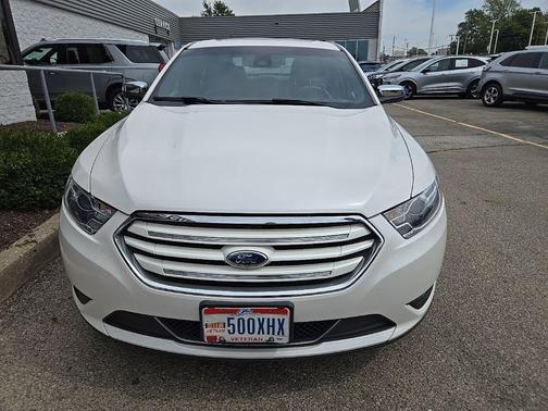 2018 Ford Taurus Limited