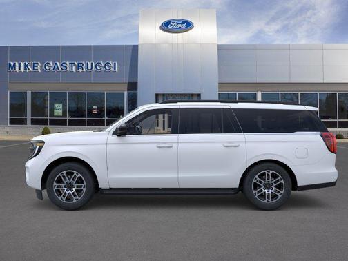 Star White Metallic Tri-Coat 2026 Ford Expedition Max Active 4x4