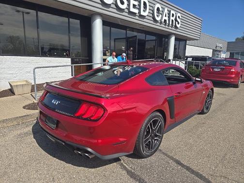 2021 Ford Mustang GT