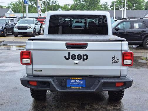 2023 Jeep Gladiator Willys 4x4