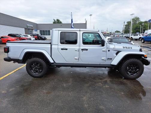 2023 Jeep Gladiator Willys 4x4