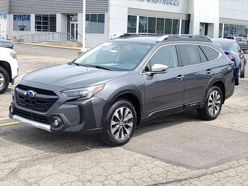 2023 Subaru Outback Touring