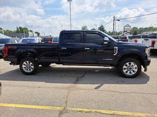 2022 Ford F-350 Platinum