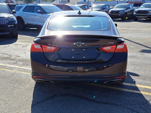 2021 Chevrolet Malibu FWD RS