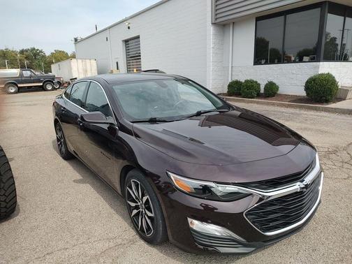2021 Chevrolet Malibu FWD RS