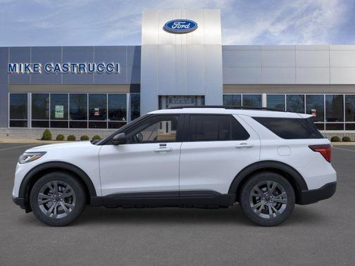 Space White Metallic 2026 Ford Explorer Active