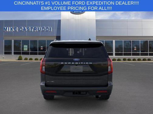 Dark Matter Gray Metallic 2026 Ford Expedition Active