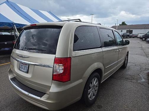 2015 Chrysler Town & Country Touring