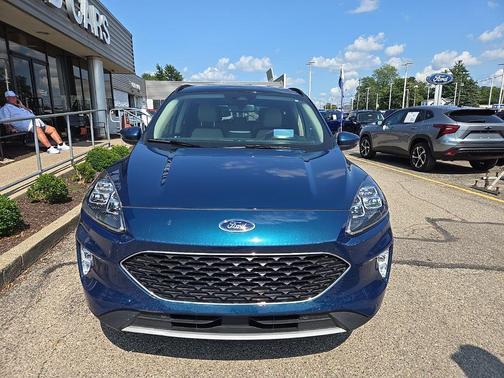 2020 Ford Escape Titanium