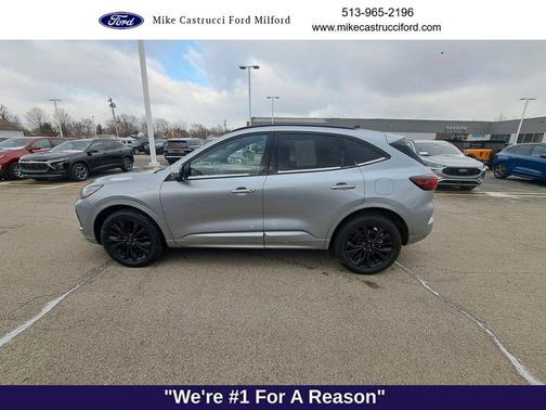 2023 Ford Escape ST-Line Elite
