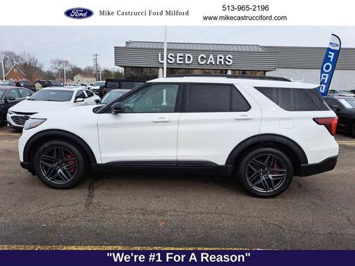 2025 Ford Explorer ST