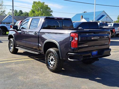 2024 Chevrolet Silverado 1500 ZR2