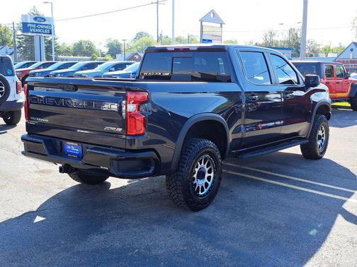 2024 Chevrolet Silverado 1500 ZR2