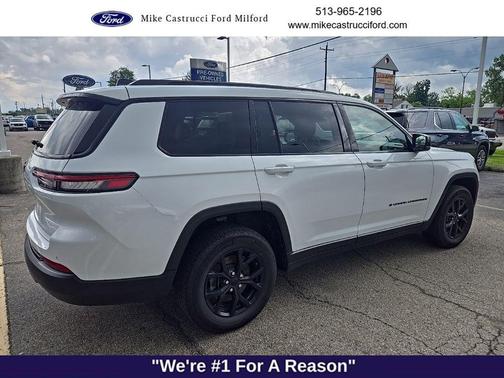 Bright White Clearcoat 2025 Jeep Grand Cherokee L Altitude