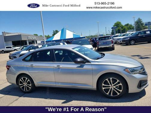 Silver 2023 Volkswagen Jetta 1.5T Sport