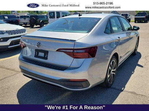 Silver 2023 Volkswagen Jetta 1.5T Sport