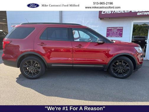 Ruby Red Metallic 2018 Ford Explorer XLT