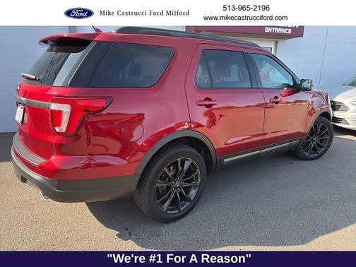 Ruby Red Metallic 2018 Ford Explorer XLT