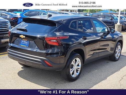 2024 Chevrolet Trax LS