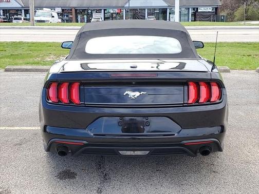2022 Ford Mustang EcoBoost Premium