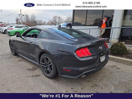 2022 Ford Mustang EcoBoost