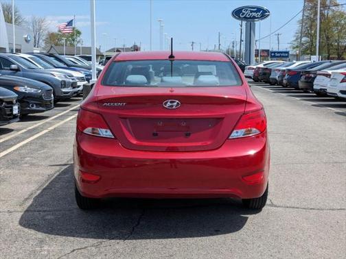 2017 Hyundai Accent SE