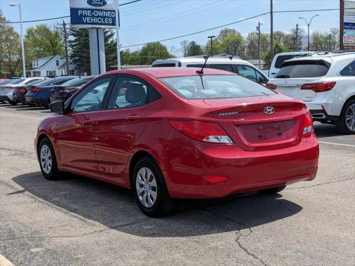 2017 Hyundai Accent SE