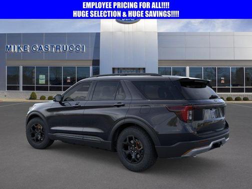 Agate Black Metallic 2026 Ford Explorer Tremor