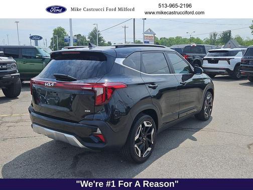 Fusion Black 2024 Kia Seltos SX Turbo