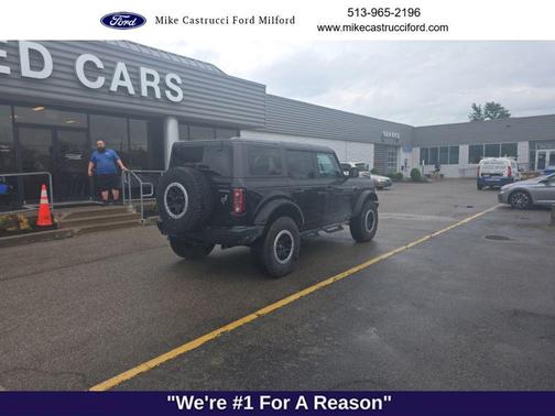 Shadow Black 2024 Ford Bronco Badlands