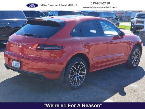 2018 Porsche Macan Turbo
