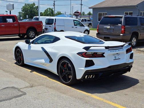 2022 Chevrolet Corvette Stingray w/2LT
