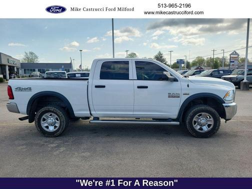 Bright White Clearcoat 2018 RAM 2500 Tradesman Crew Cab 4x4 6'4' Box