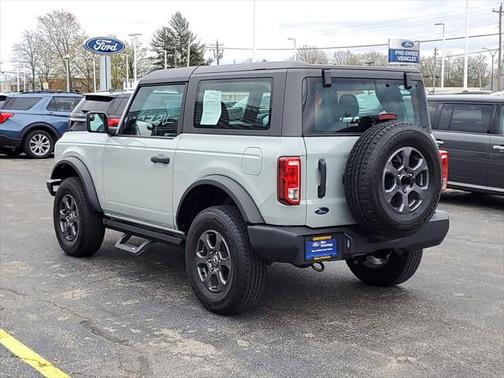 2022 Ford Bronco Base
