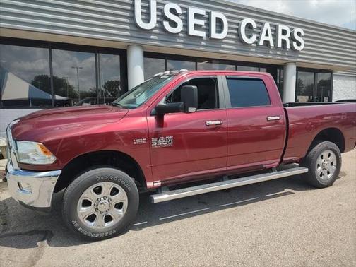 2017 RAM 3500 Big Horn Crew Cab 4x4 6'4' Box
