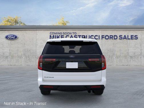 Star White Metallic Tri-Coat 2026 Ford Expedition Platinum