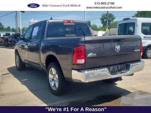 Granite Crystal Metallic Clearcoat 2017 RAM 1500 Big Horn