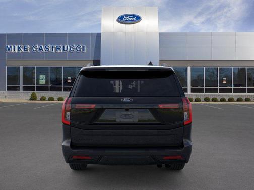 Agate Black Metallic 2026 Ford Expedition Max Platinum